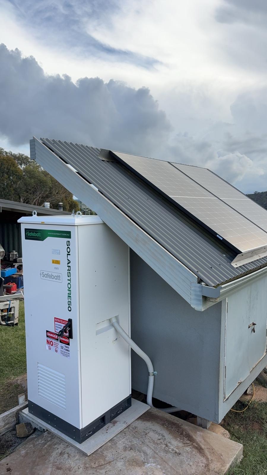 Compact off-grid power shed with solar and SolarStore50 battery